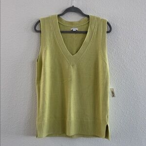 Daily Ritual Women's Tank Top in Light Green